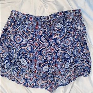 Hollister Medium Flowy Paisley Adjustable Shorts